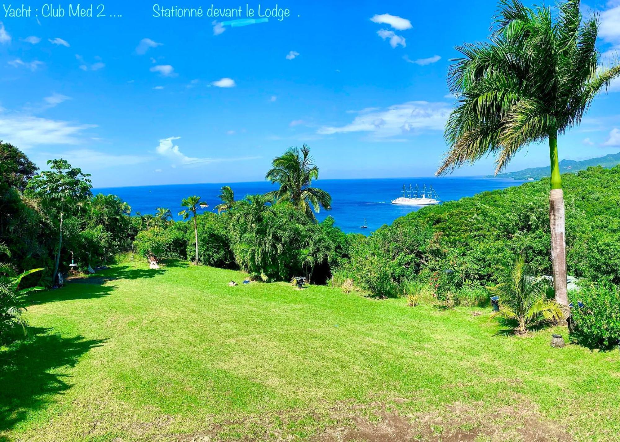 Lodge Colibris Piscine Privee Vue Panoramique Mer Et Montagne Pelee , 500 M Plage Dans Un Parc , Calme Assure Ideal Pour Decouvrir Le Nord Caraibes Le Carbet Kültér fotó